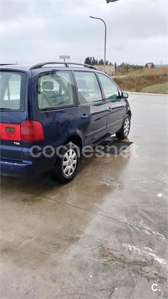 Usado VW Sharan Comfortline 110 CV (80 kW) 2000 Azul Monovolumen