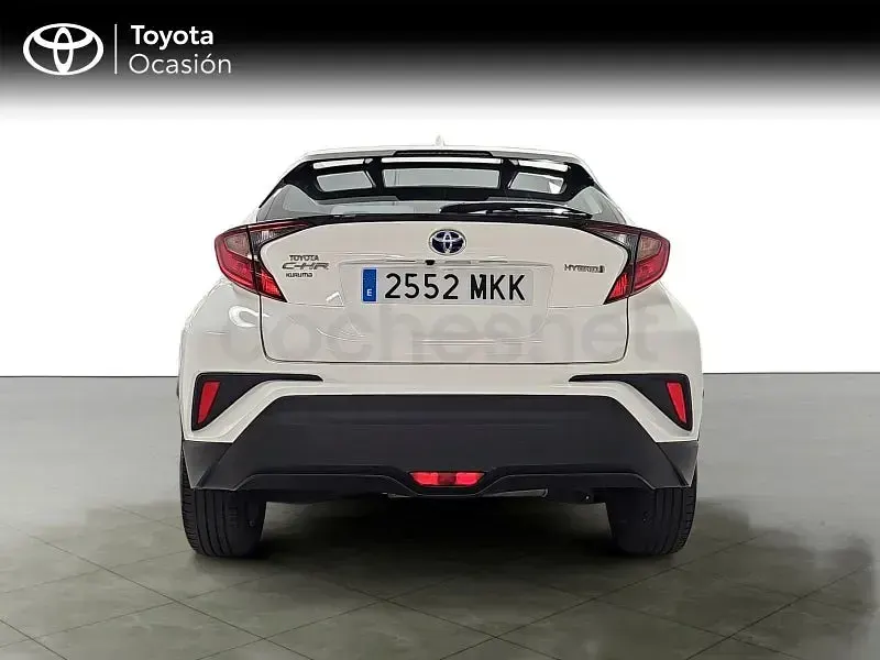 Usado Toyota C-HR Active 122 CV (89 kW) 2023 Blanco SUV