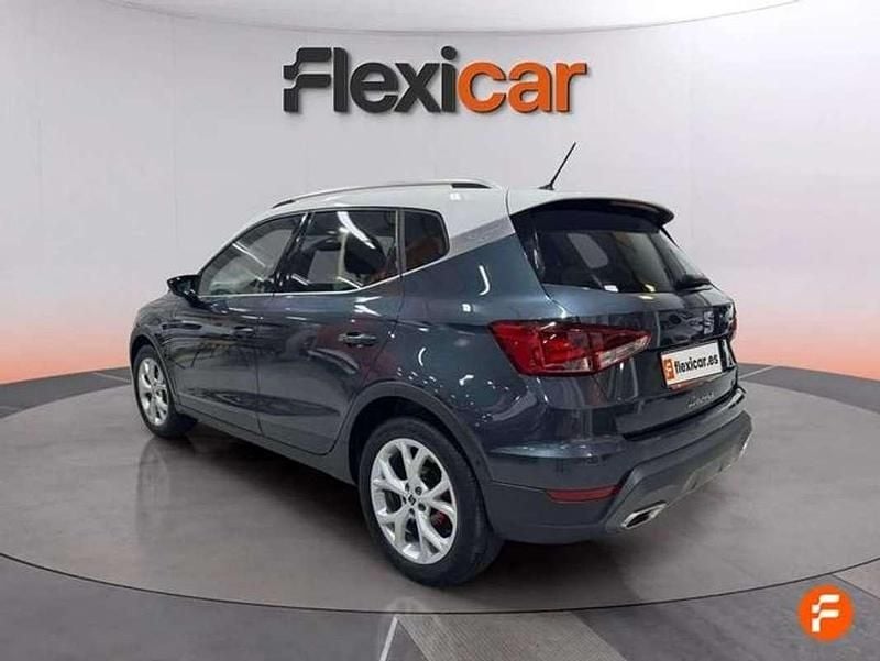 Usado Seat Arona FR 150 CV (110 kW) 2023 Gris SUV