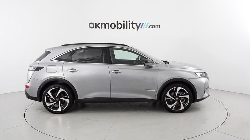 Usado DS Automobiles DS7 Crossback Performance Line Plus 300 CV (220 kW) 2022 Gris artense SUV