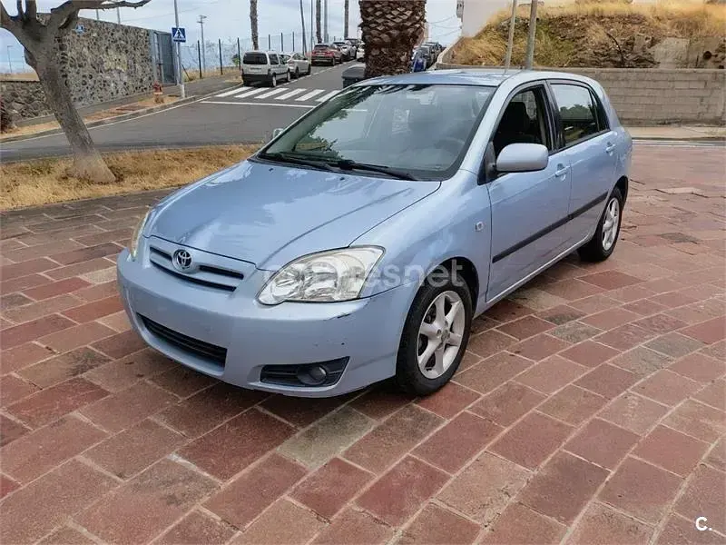 Usado Toyota Corolla Terra 97 CV (71 kW) 2006 Azul Berlina