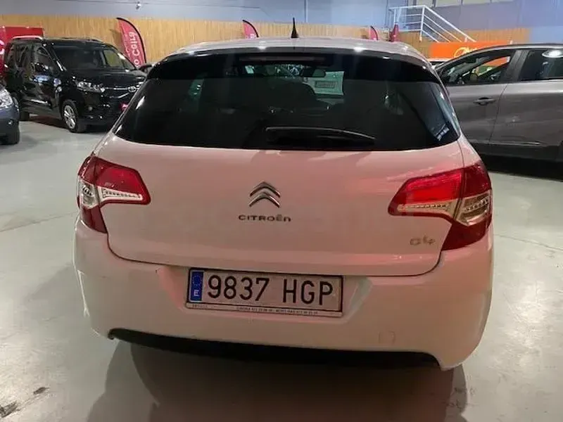 Usado Citroën C4 Seduction 112 CV (82 kW) 2011 Blanco Berlina
