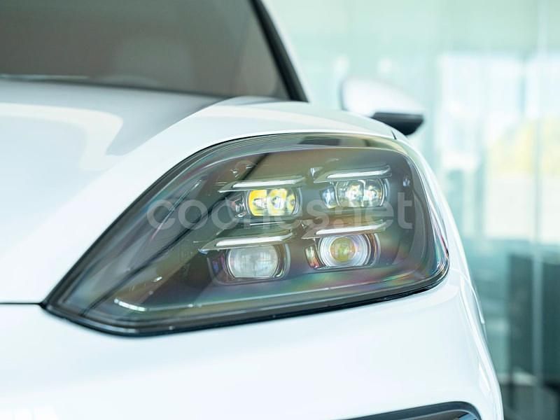 Usado Porsche Cayenne 470 CV (345 kW) 2025 Blanco SUV