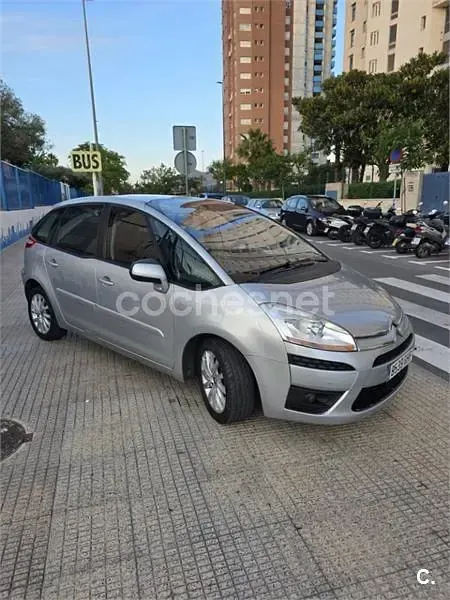 Usado Citroën C4 Picasso 110 CV (80 kW) 2008 Gris / plata Monovolumen
