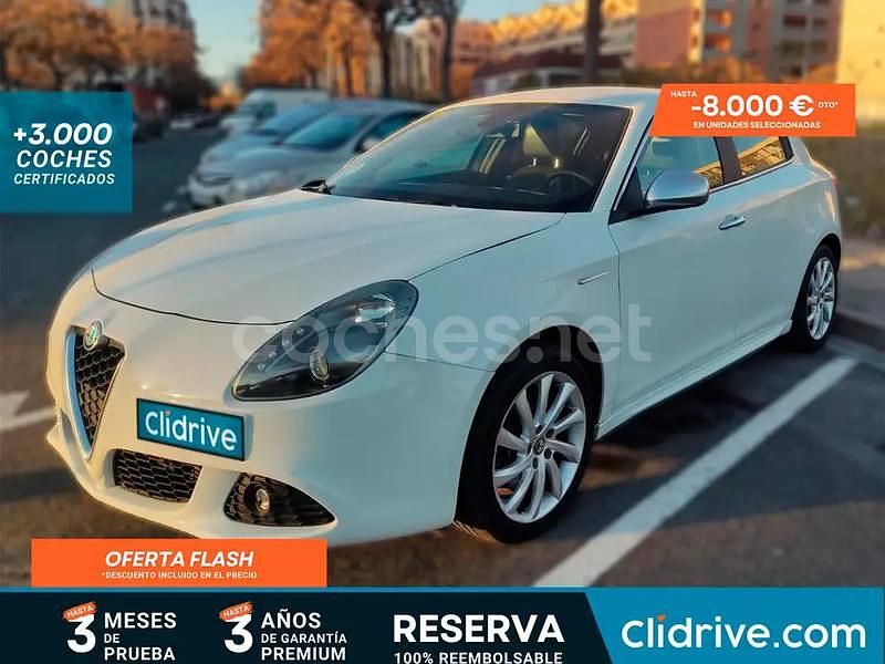 Usado Alfa Romeo Giulietta Distinctive 140 CV (102 kW) 2011 Blanco Utilitario