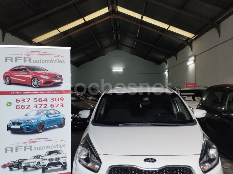 Blanco Usado 2017 Kia Carens Monovolumen | 9995 € (Buen precio) - Imagen 1/4
