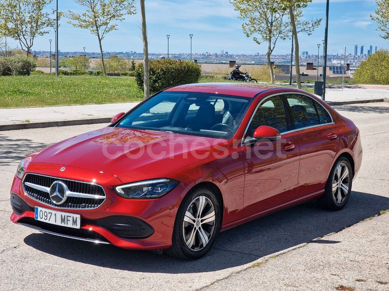 Granate Usado 2023 Mercedes C200 Berlina | 28.900 € (Super precio) - Imagen 1/4