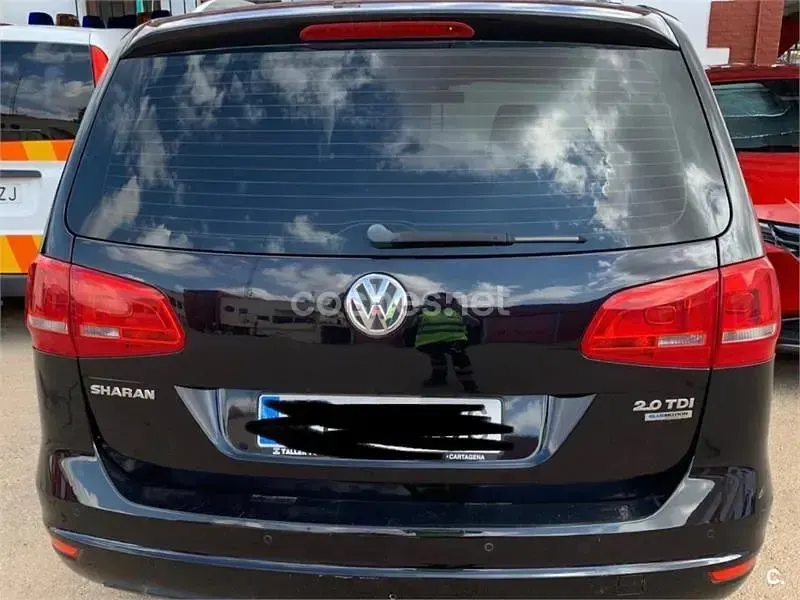 Usado VW Sharan Advance 140 CV (102 kW) 2012 Negro Monovolumen