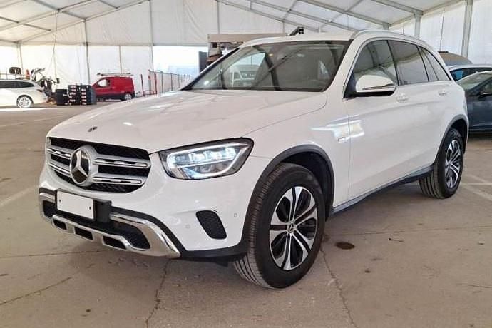 Usado 2021 Mercedes GLC300 | 31.850 € - Imagen 1/4
