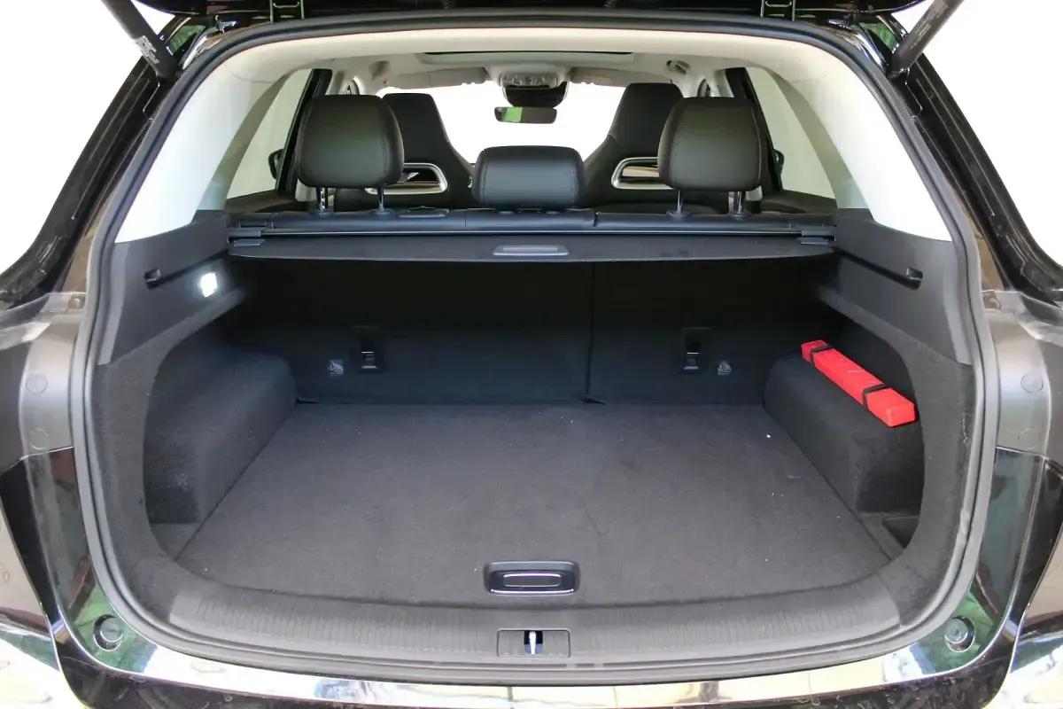 Usado MG HS Comfort 224 CV (164 kW) 2024 Blanco SUV
