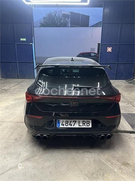 Negro Usado 2021 Seat Leon XCELLENCE Berlina | 23.000 € (Un poco caro) - Imagen 1/1