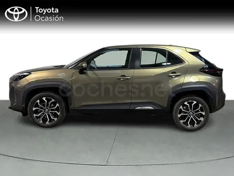 Usado Toyota Yaris Cross Active 116 CV (85 kW) 2022 Verde SUV