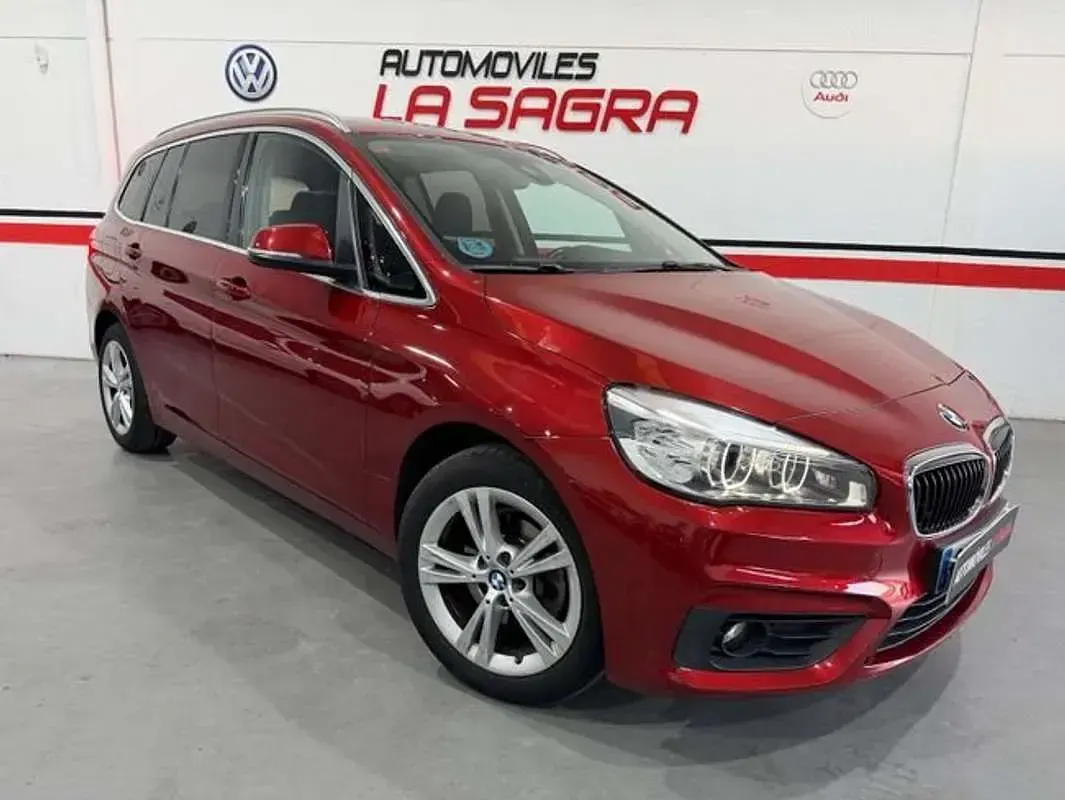 Usado BMW 216 Gran Tourer 116 CV (85 kW) 2017 Rojo Monovolumen