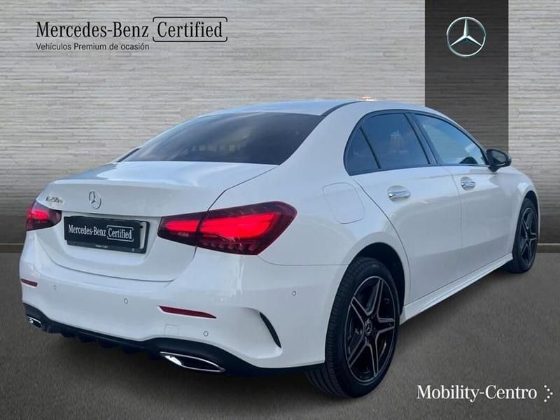 Usado Mercedes A250 163 CV (119 kW) 2025 Blanco polar Berlina