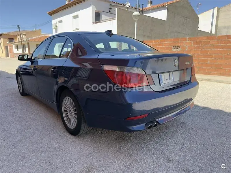 Usado BMW 530 193 CV (141 kW) 2004 Azul Berlina