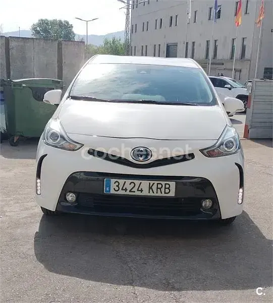 Käytetty Toyota Prius+ Eco 136 HP (100 kW) 2018 Valkoinen Tila-auto