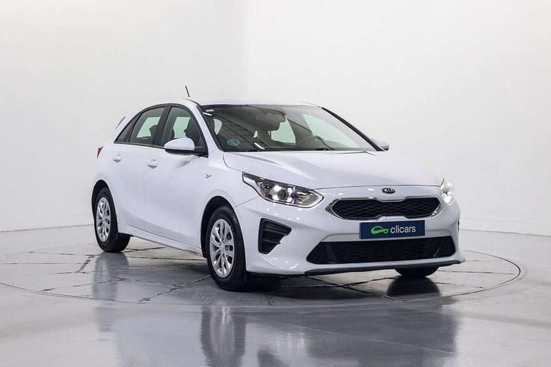Usado Kia Ceed 120 CV (88 kW) 2020 Blanco Utilitario