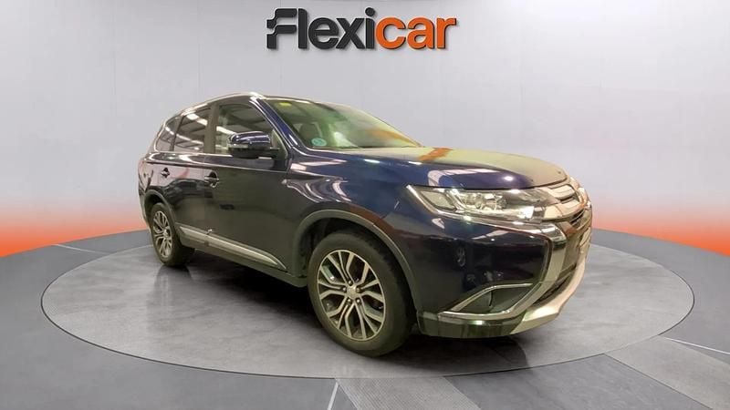 Usado Mitsubishi Outlander Motion 150 CV (110 kW) 2017 Azul SUV