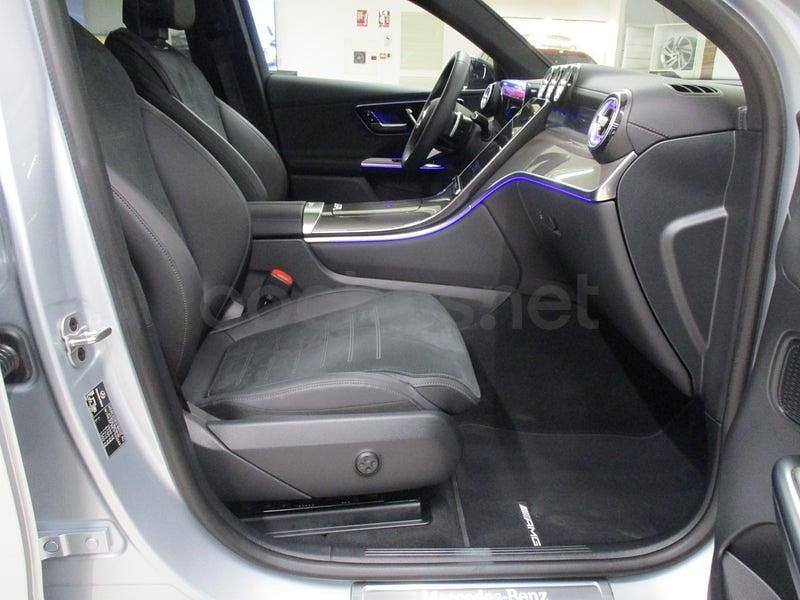 Usado Mercedes GLC220 197 HP (144 kW) 2025 Cinzento Coupé
