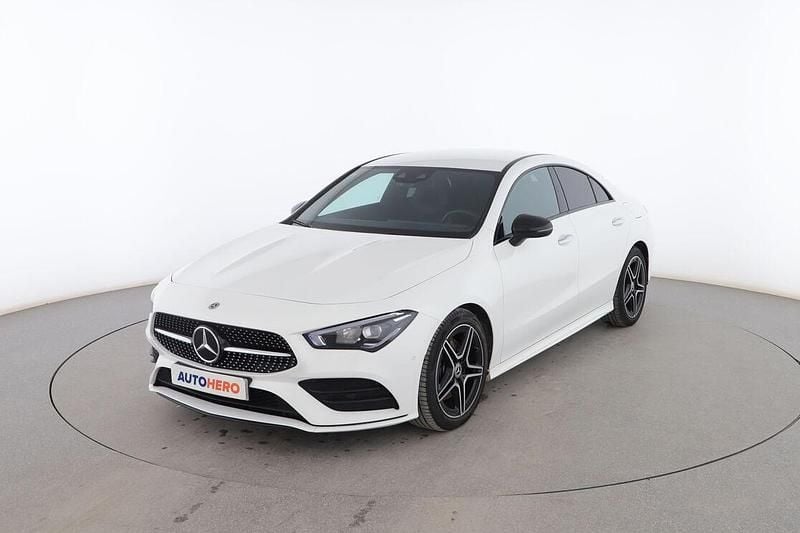 Blanco Usado 2020 Mercedes CLA200 AMG line Berlina | 31.499 € (Buen precio) - Imagen 1/3
