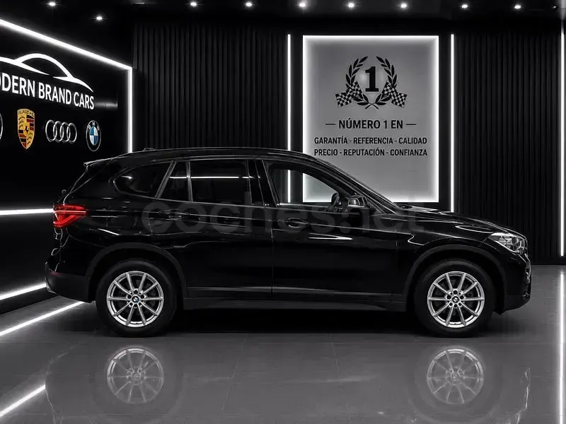 Usado BMW X1 Comfort Edition 116 CV (85 kW) 2021 Negro SUV
