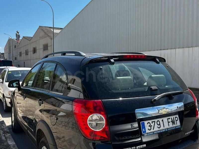 Usado Chevrolet Captiva 150 CV (110 kW) 2007 Negro SUV