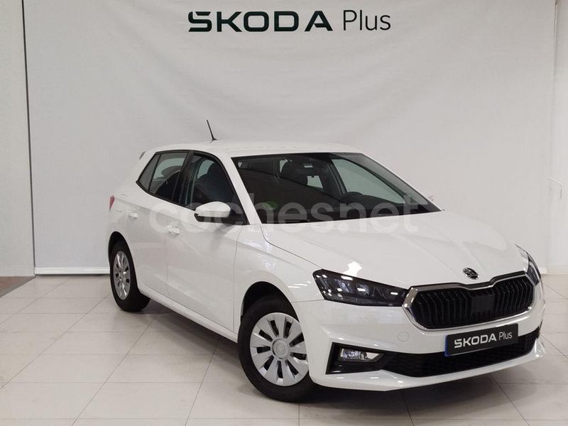 Blanco Usado 2024 Skoda Fabia Utilitario | 16.500 € (Precio justo) - Imagen 1/4