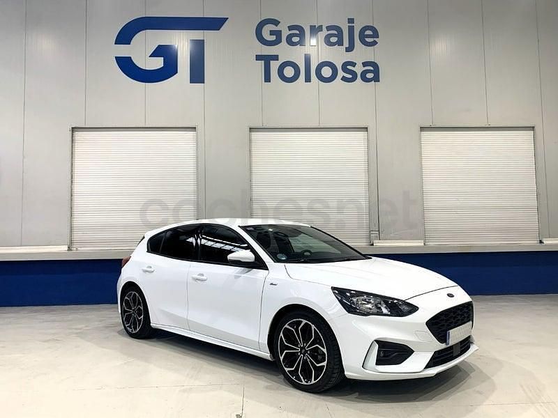 Begagnad Ford Focus ST-Line 155 HK (114 kW) 2020 Vit Sedan