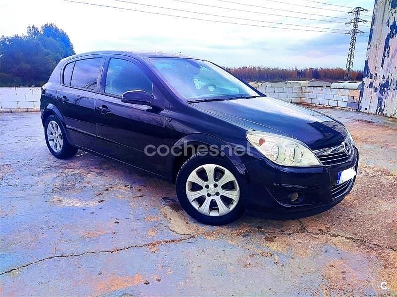 Usado Opel Astra Enjoy 105 CV (77 kW) 2007 Negro Berlina