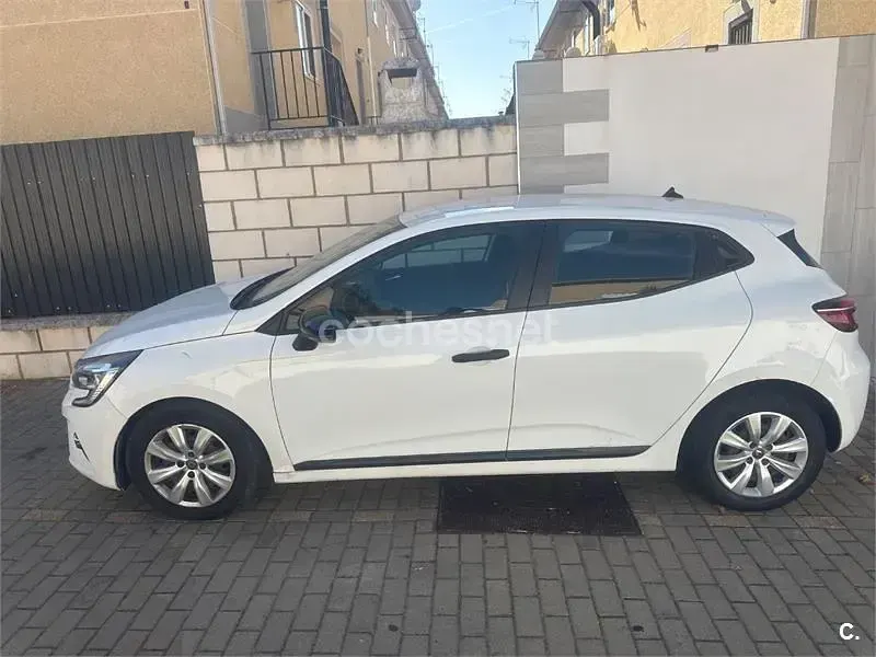 Usado Renault Clio V Business 100 CV (73 kW) 2020 Blanco Berlina