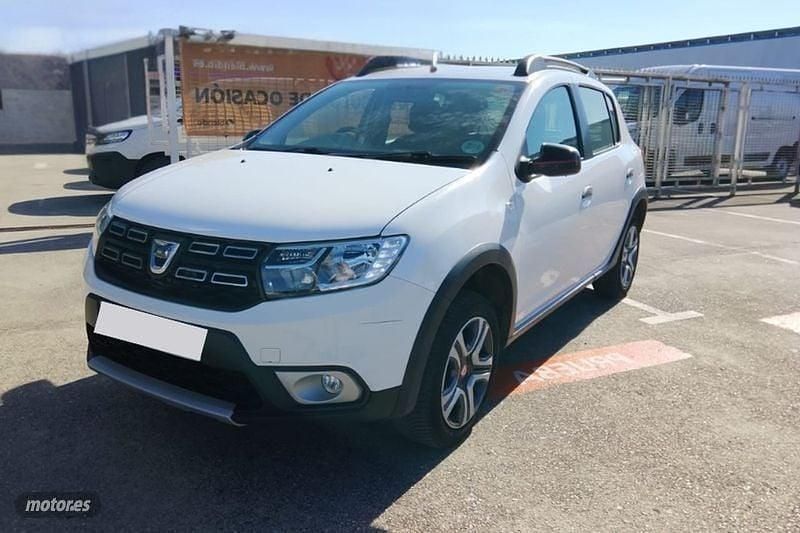 Blanco Usado 2019 Dacia Sandero Comfort Utilitario | 12.500 € (Caro) - Imagen 1/4