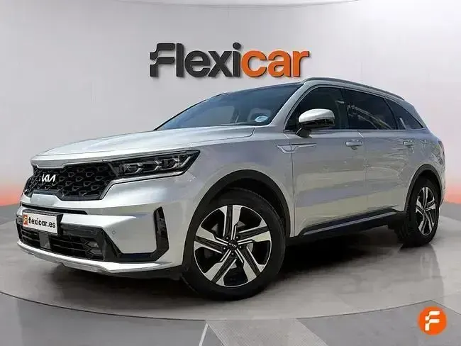 Usado Kia Sorento Plus 230 CV (169 kW) 2024 Gris SUV