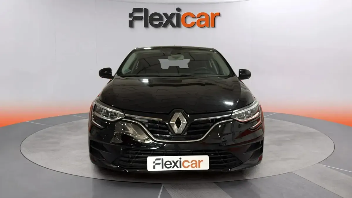 Usado Renault Mégane II Intens 115 CV (84 kW) 2022 Negro Berlina