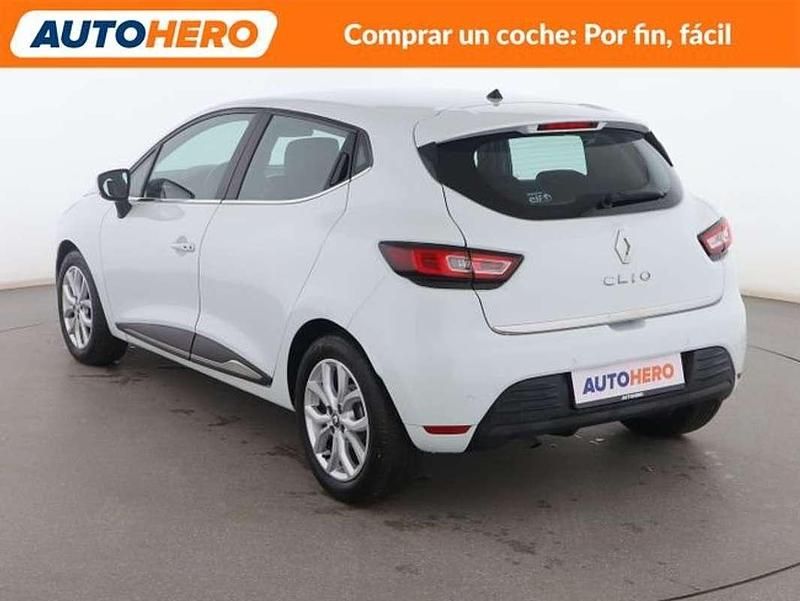 Usado Renault Clio IV Zen 90 CV (66 kW) 2019 Blanco Berlina