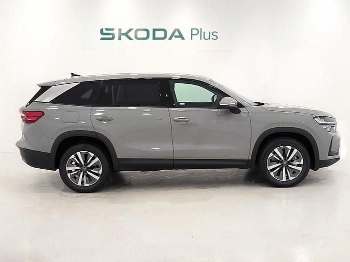 Nuevo Skoda Kodiaq Selection 150 CV (110 kW) 2026 Gris SUV