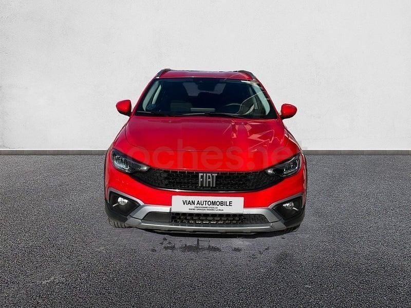 Usado Fiat Tipo Cross 130 CV (95 kW) 2024 Rojo Berlina