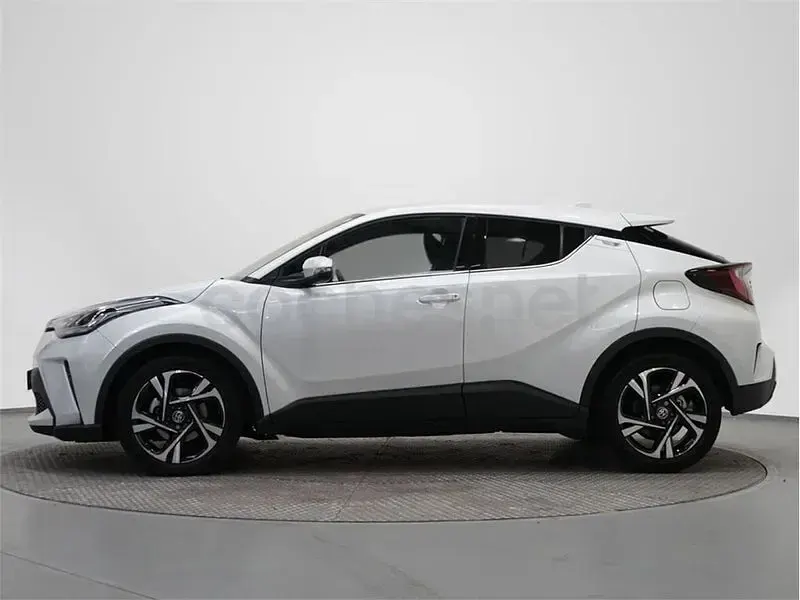 Usado Toyota C-HR Advance 184 CV (135 kW) 2022 Blanco SUV