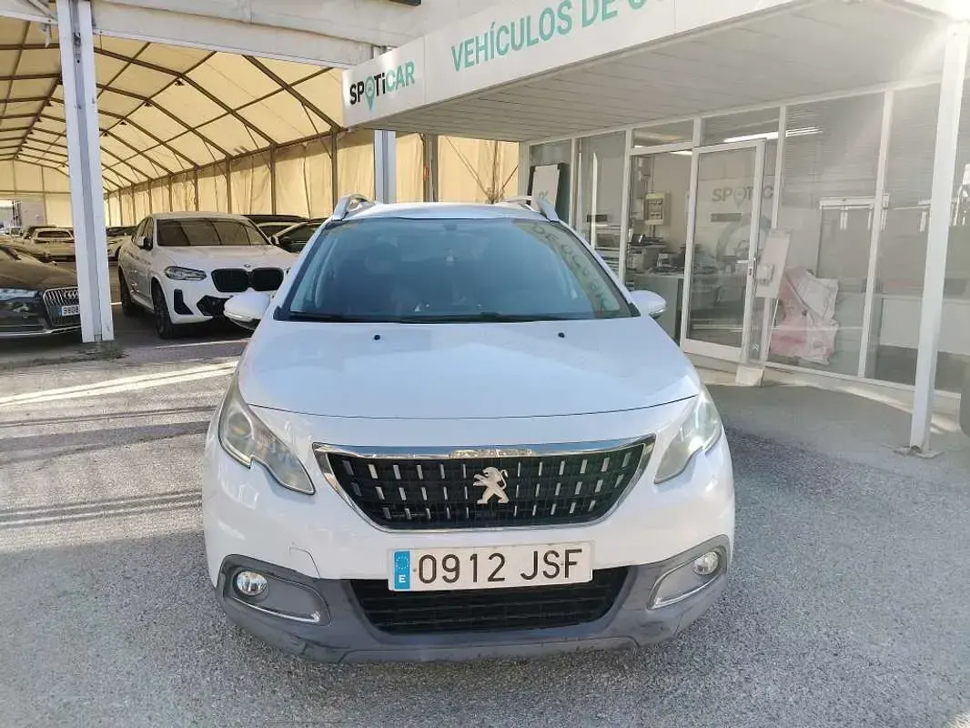 Usado Peugeot 2008 Active 82 CV (60 kW) 2016 SUV