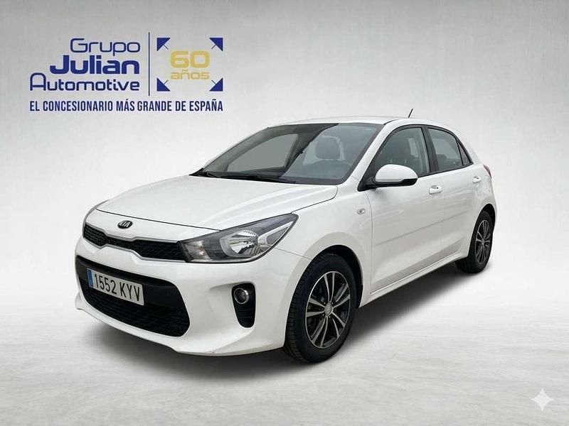 Usado Kia Rio 84 CV (61 kW) 2019 Blanco Utilitario