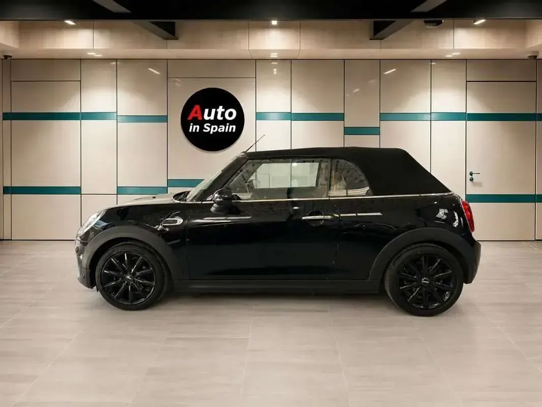 Usado Mini Cooper D Cabriolet 116 CV (85 kW) 2018 Negro Descapotable