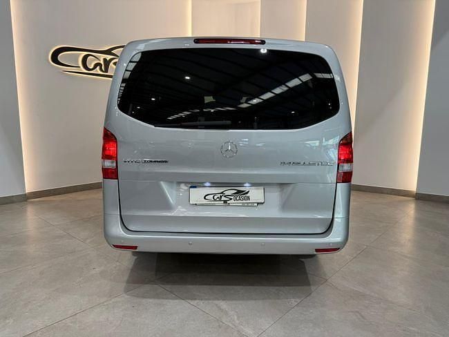 Usado Mercedes Vito 136 CV (100 kW) 2016 Plata Van