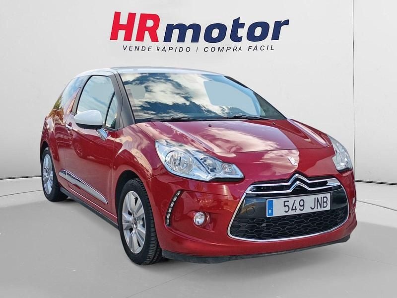 Negro Usado 2016 DS Automobiles DS3 Utilitario | 8650 € (Precio justo) - Imagen 1/4