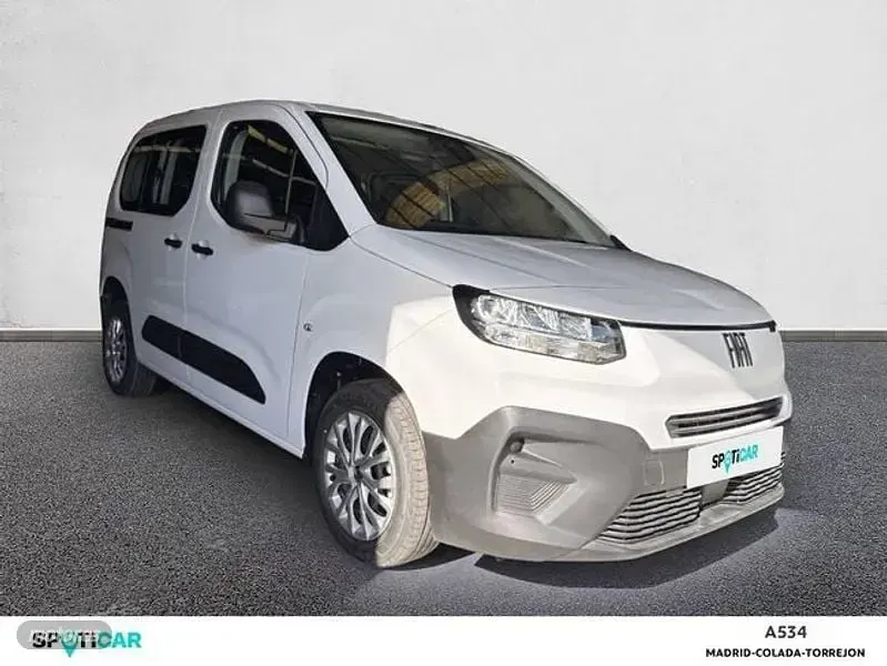 Nuevo Fiat Doblò 100 CV (73 kW) 2026 Blanco Monovolumen