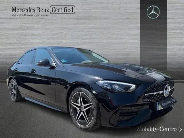 Usado Mercedes C220 200 CV (147 kW) 2025 Negro obsidiana