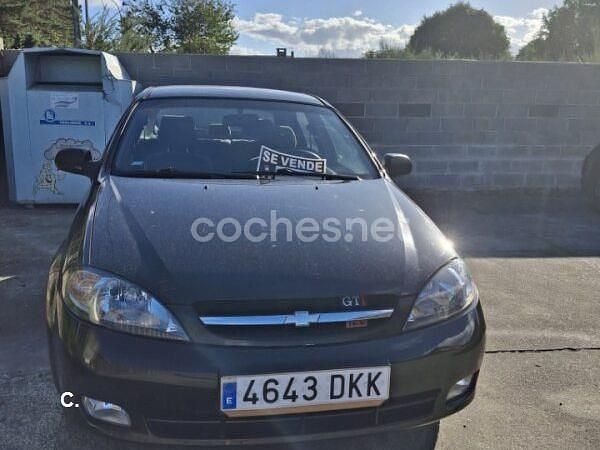 Negro Usado 2005 Chevrolet Lacetti SE Berlina | 2500 € (Precio justo) - Imagen 1/4