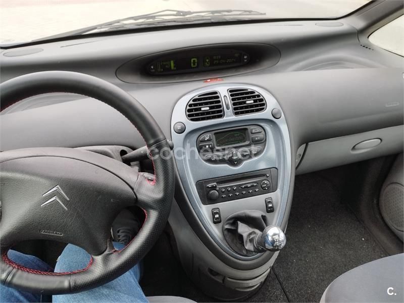 Azul Usado 2004 Citroën Xsara Picasso Monovolumen | 2600 € (Precio justo) - Imagen 1/4