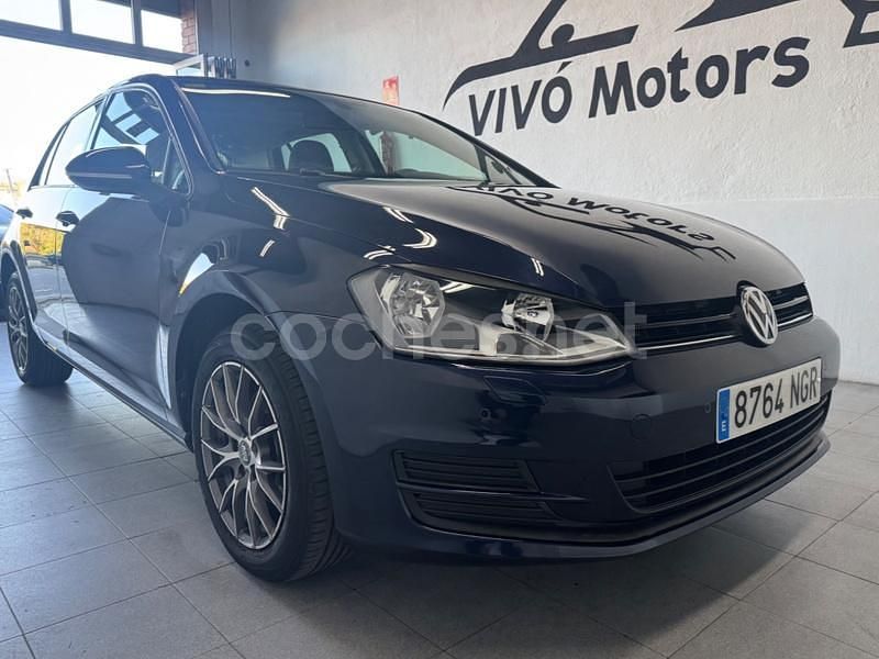 Azul Usado 2013 VW Golf VII Edition Berlina | 9990 € (Precio justo) - Imagen 1/4