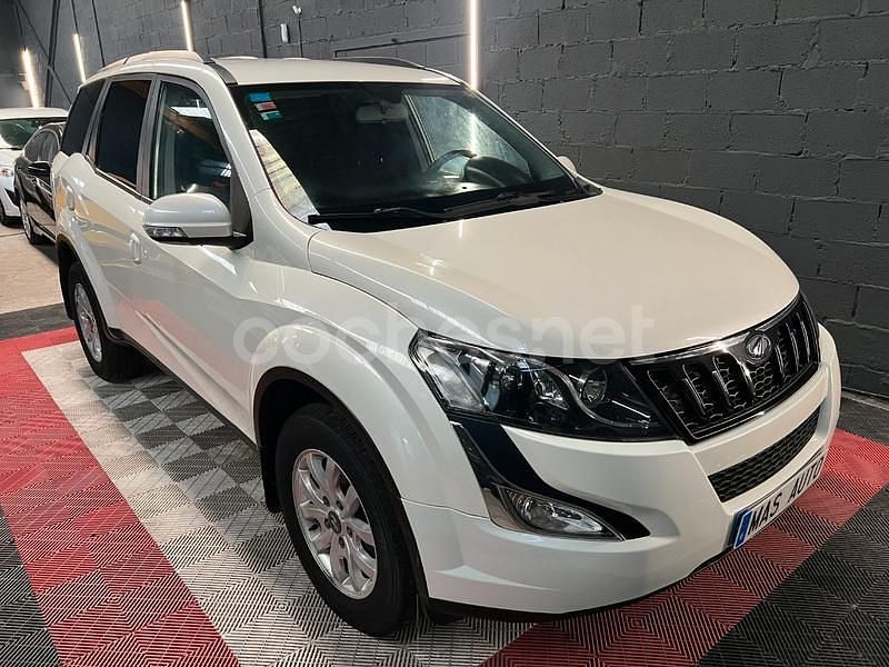 Usado Mahindra XUV500 140 CV (102 kW) 2015 Blanco SUV