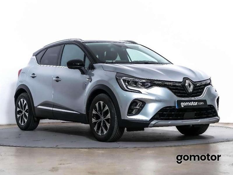 Usado Renault Captur Techno 90 CV (66 kW) 2024 Gris SUV