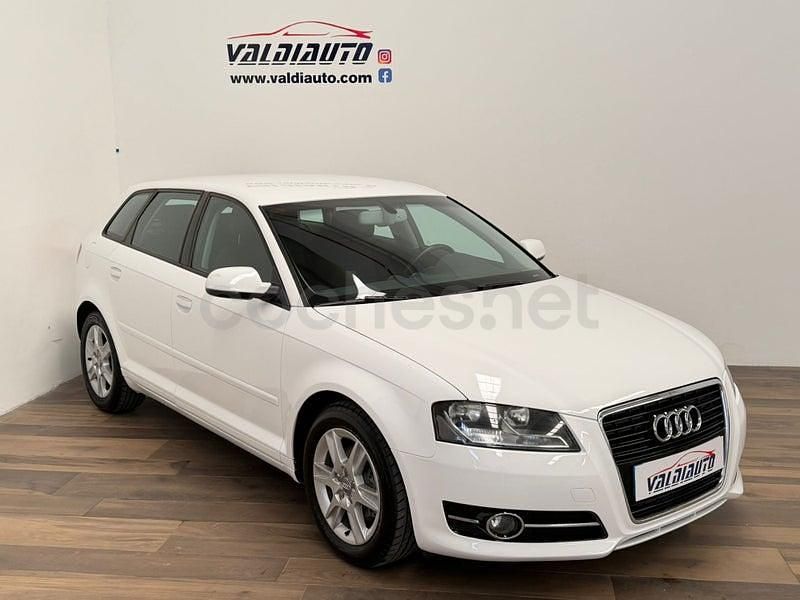 Usado Audi A3 Ambition 140 CV (102 kW) 2012 Blanco Utilitario
